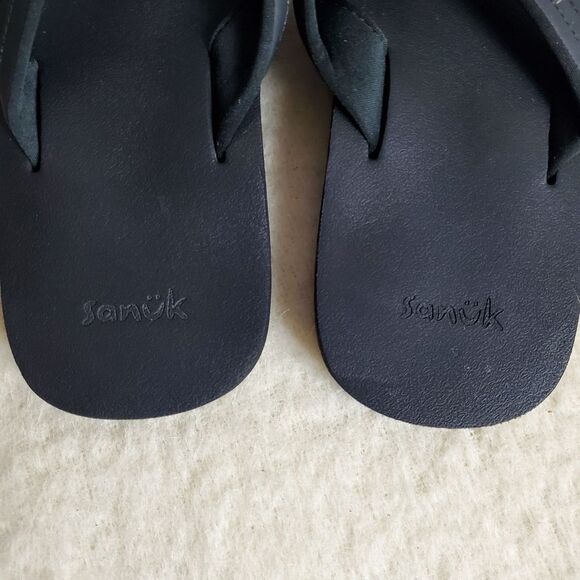 Men's Sanuk Flip Flops - Picture 4 of 6